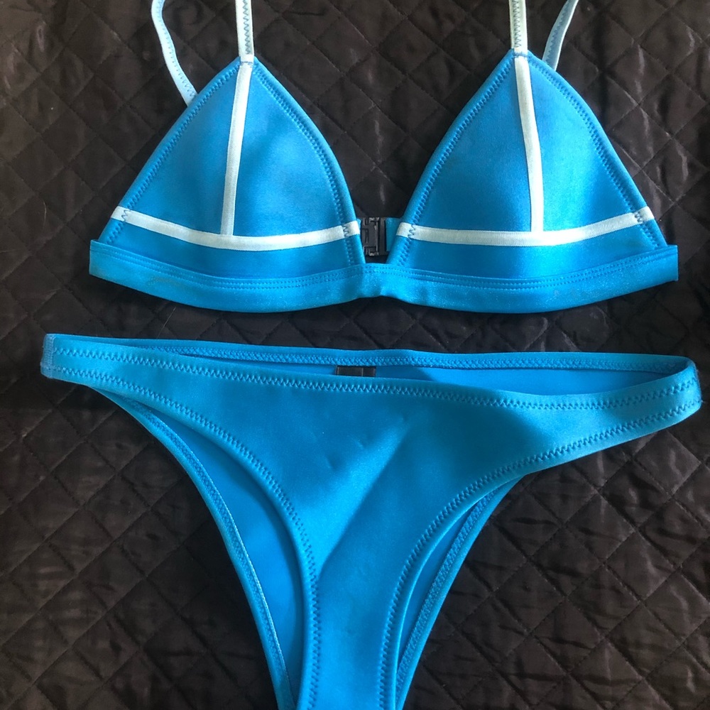 Triangl Bikini